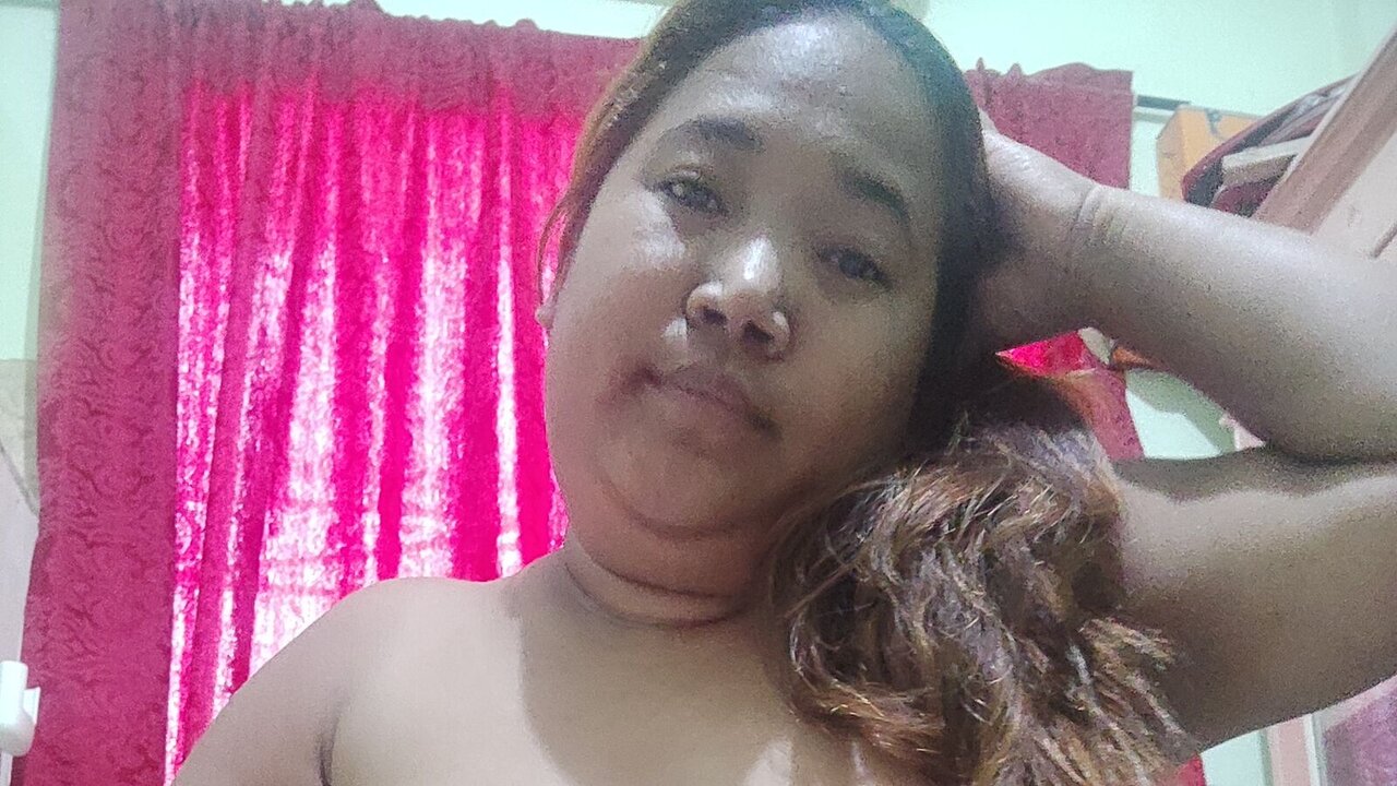 Free Naked AnnieForto