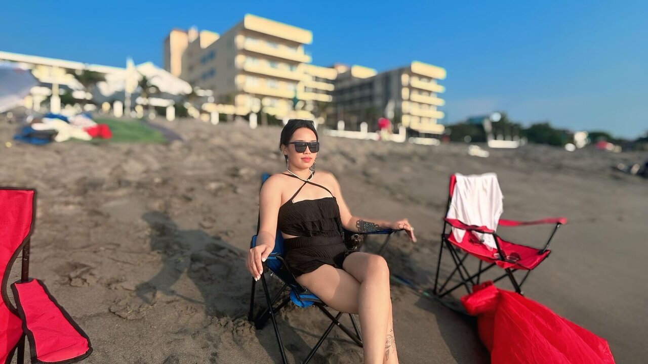 Free Naked DianeDelosreyes