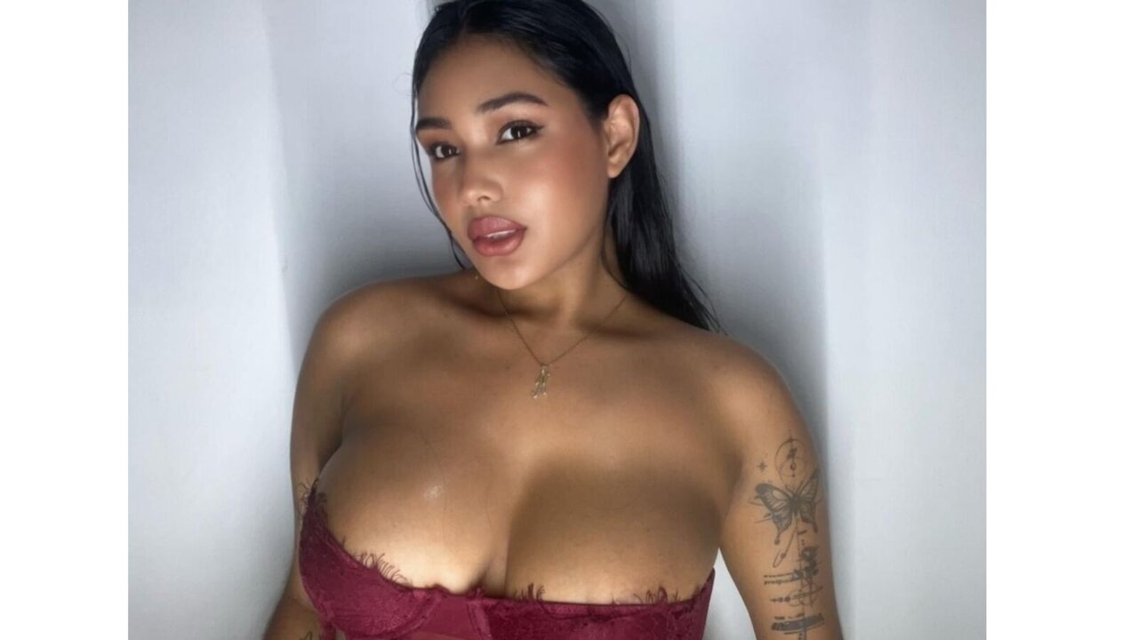 Free Naked LaurenKaterine